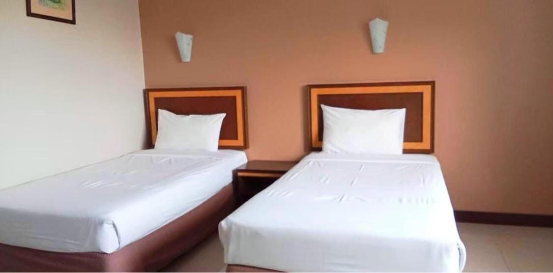 Kp Hotel Udonthani Kumphawapi Exterior foto