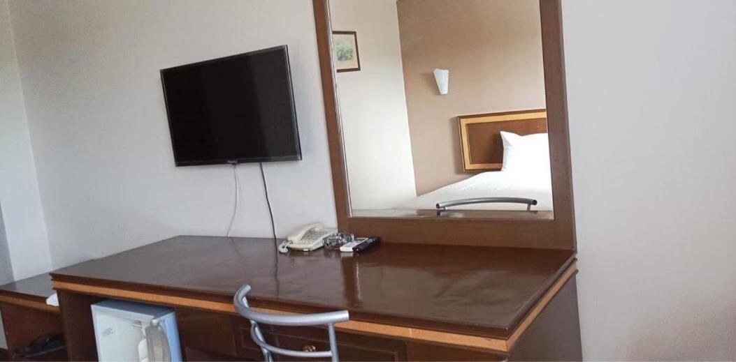 Kp Hotel Udonthani Kumphawapi Exterior foto